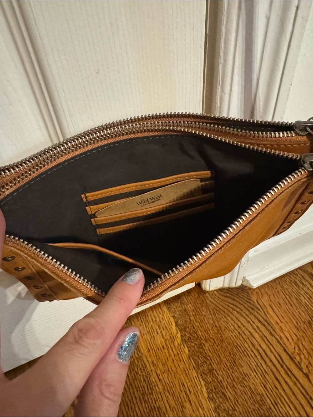 Wild West Los Angeles crossbody - Picture 3 of 7
